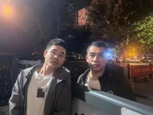 市文旅集團(tuán)一線戰(zhàn)“疫”之：古有木蘭替父從軍，今有老翁代子抗“疫”——集團(tuán)員工父子王小強(qiáng)、王浩的抗“疫”故事