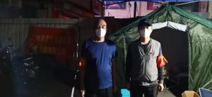 市文旅集團(tuán)一線戰(zhàn)“疫”之：黨旗飄揚(yáng)在門外，黨旗扎根在心里，53歲和35歲黨員成絕佳搭檔